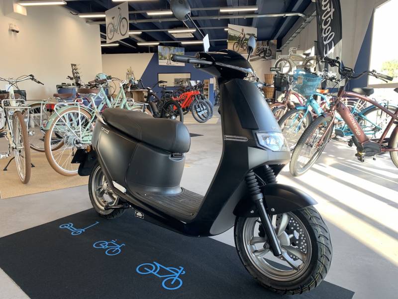scooters électriques toulon pas chère 