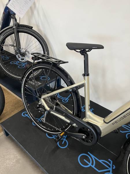 moteur pedalier shimano derailleur