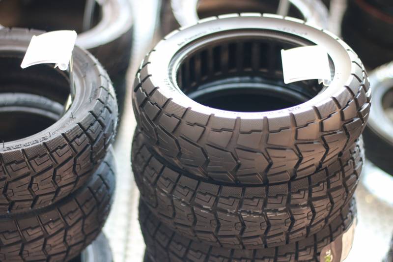 réparation crevaison trottinette carqueiranne le pradet var hyères 