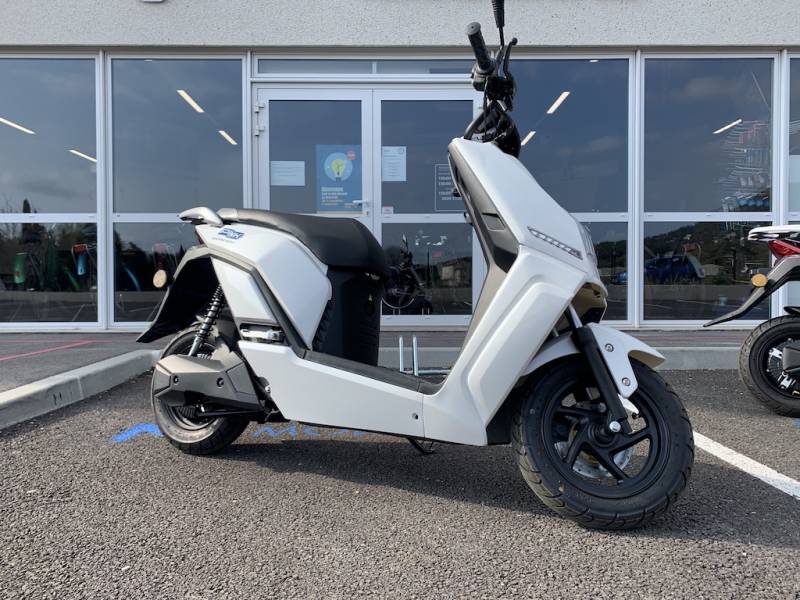 scooter électrique 50cc Toulon 