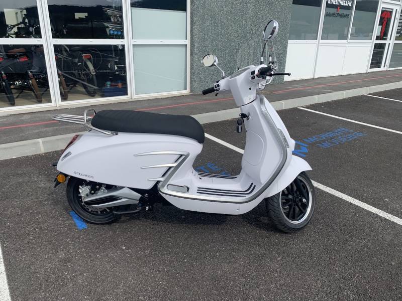 scooter électrique adulte grande autonomie 