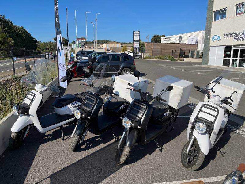 location scooter électrique toulon var et le lavandou 