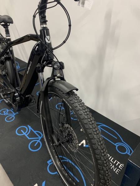 vtc électrique homme moteur Bosch hyères 